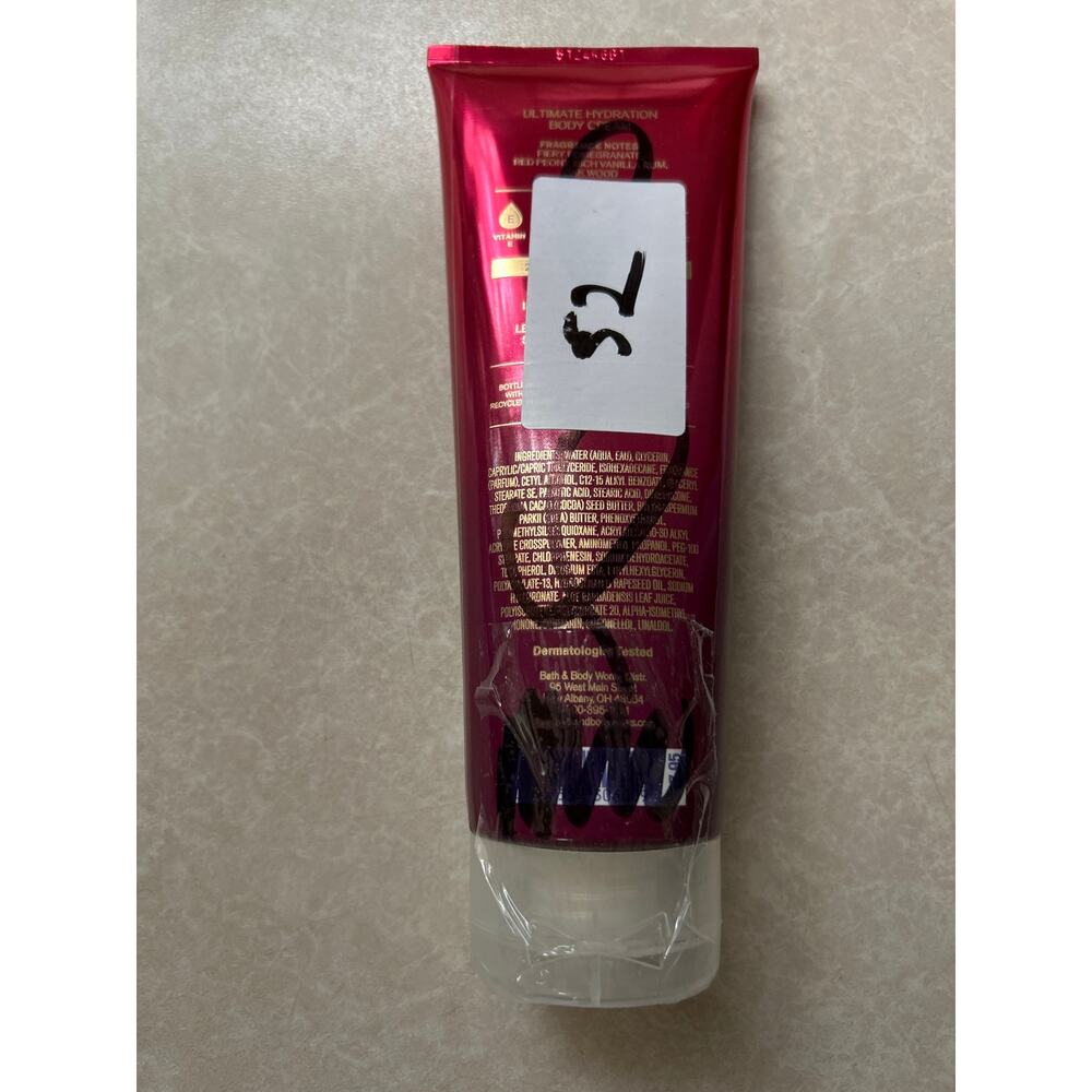 New Bath & Body Works Forever Red Body Cream Shea Butter Hyaluronic Acid 8oz - Picture 3 of 4